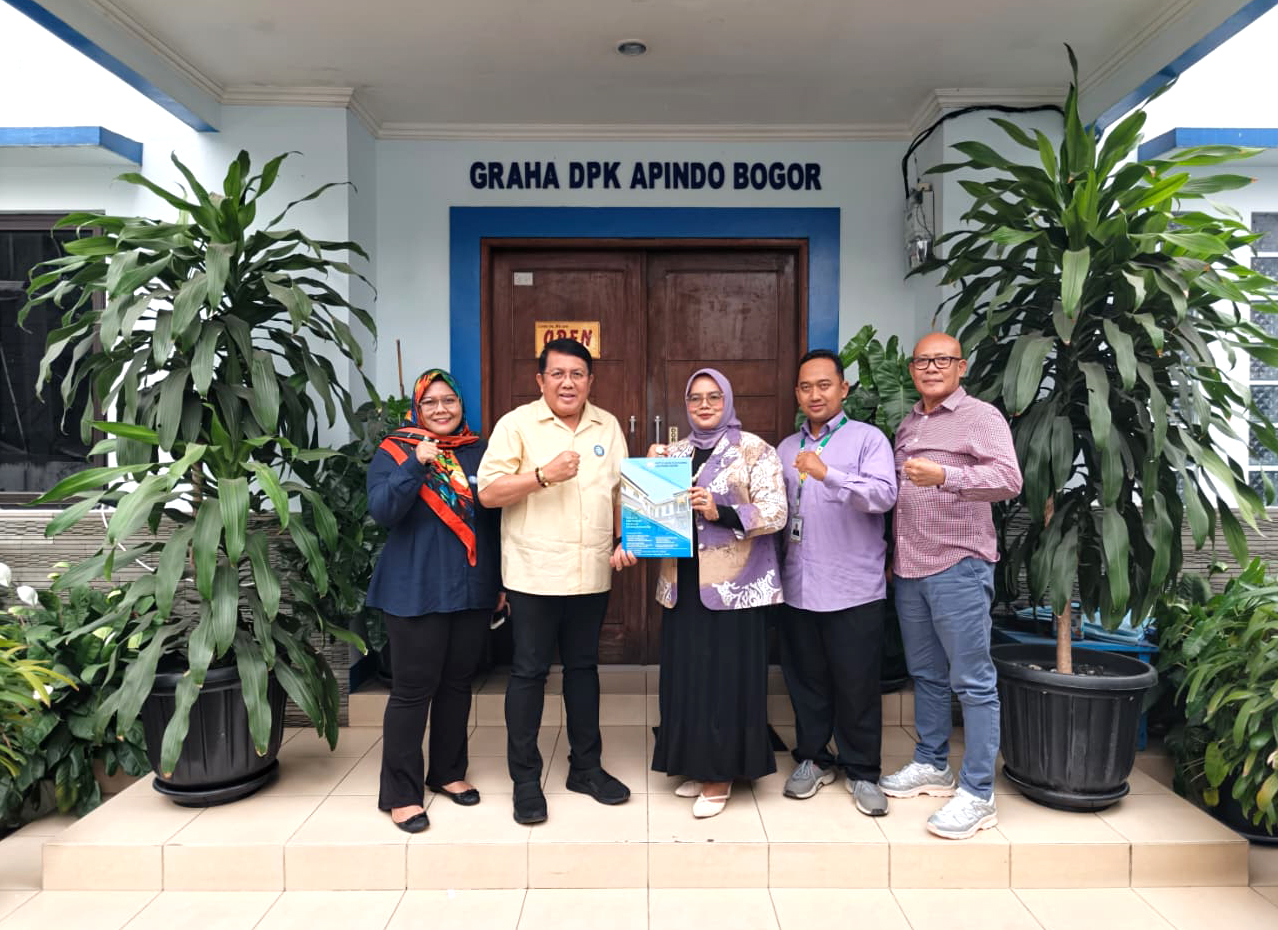 Audiensi Rektor, Kepala bagian Pendidikan dan Staf Rektor IAI Nasional Laa Roiba Kabupaten Bogor.